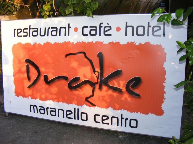 Отель Drake Маранелло Экстерьер фото